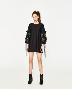 Платье с вышитыми рукавами Zara