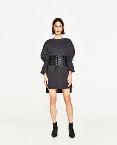 Платье с расклешенными рукавами Zara