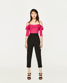 Футболка с открытыми плечами Zara