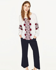 Блуза с вышивкой Zara