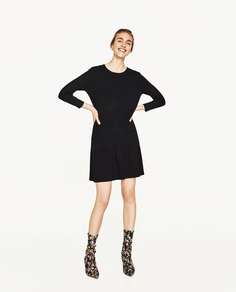 Платье с воланами Zara