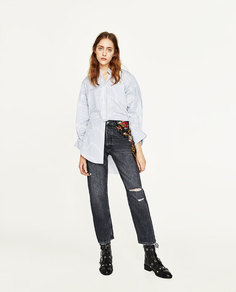 Джинсы с высокой посадкой и платком с принтом Zara