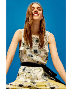 Блуза с цветочным принтом Zara
