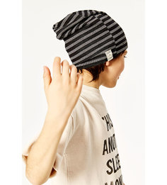 Шапка в полоску с этикеткой surf camp Zara