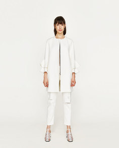 Пальто с двойными воланами на манжетах Zara