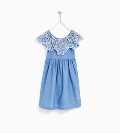 Платье из ткани шамбре с вышивкой Zara