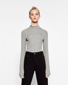 Трикотажная футболка с воротником-стойкой Zara