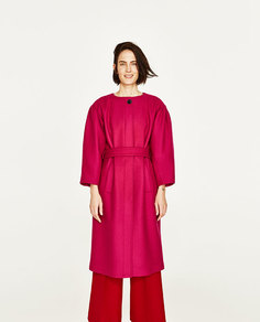 Пальто с объемными рукавами Zara