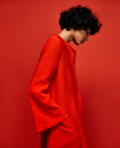 Пальто с расклешенными рукавами Zara