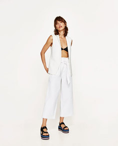 Жилет с кружевной вставкой Zara