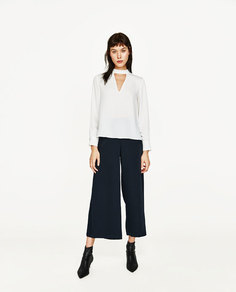 Блуза с v-образным вырезом Zara