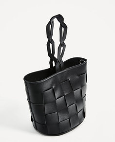 Плетеная сумка-мешок с ручкой с геометрическим узором Zara