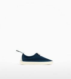 Кроссовки Zara