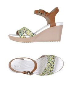 Сандалии Crocs