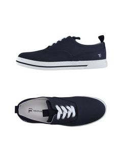 Низкие кеды и кроссовки Trussardi Jeans