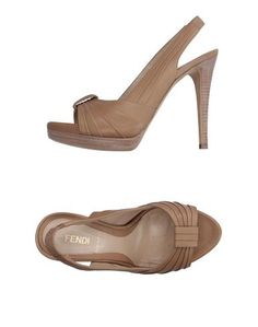 Сандалии Fendi