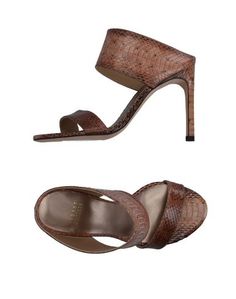 Сандалии Stuart Weitzman