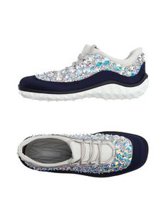 Низкие кеды и кроссовки MIU MIU