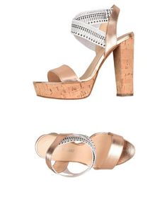 Сандалии Pierre DarrÉ