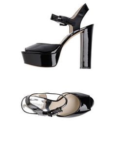 Сандалии Michael Kors