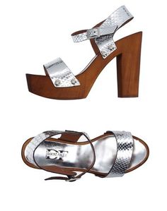 Сандалии Divine Follie