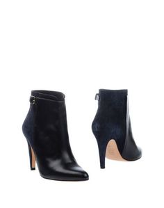 Полусапоги и высокие ботинки Tila March