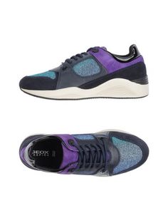 Низкие кеды и кроссовки Geox