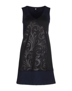 Короткое платье 1 One