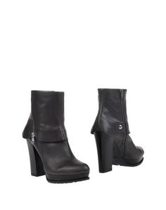 Полусапоги и высокие ботинки Pierre DarrÉ