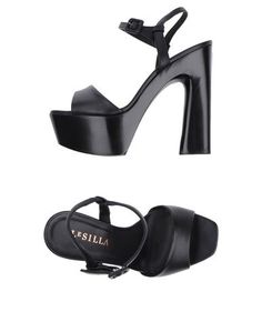 Сандалии LE Silla