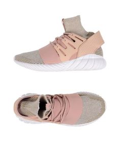 Кеды и кроссовки Adidas