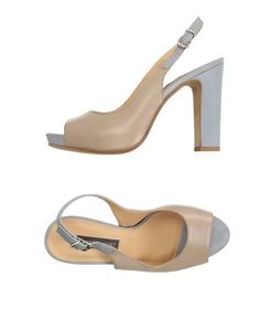 Сандалии Janet & Janet