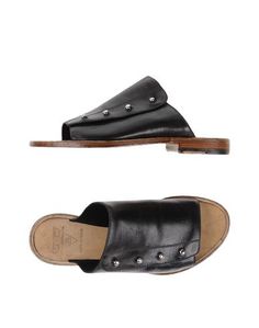 Сандалии Open Closed Shoes