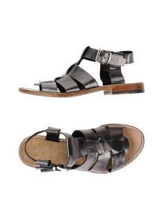 Сандалии Open Closed Shoes