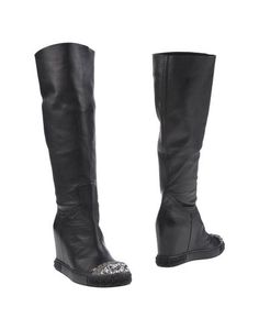 Полусапоги и высокие ботинки Casadei