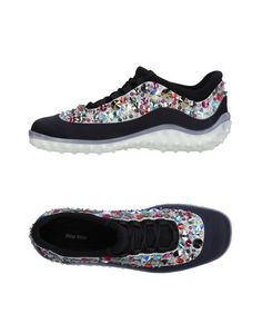 Низкие кеды и кроссовки MIU MIU