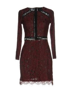 Короткое платье Goldie London