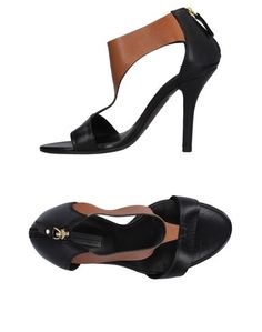 Сандалии VIC