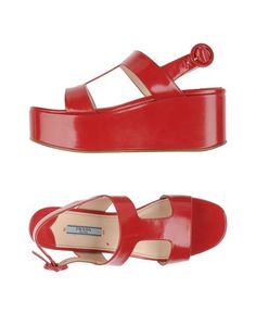 Сандалии Prada