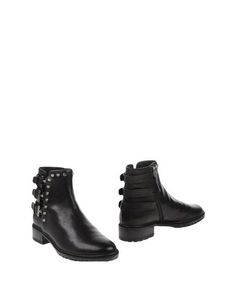 Полусапоги и высокие ботинки Stuart Weitzman