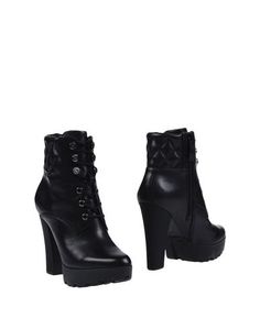 Полусапоги и высокие ботинки Guess