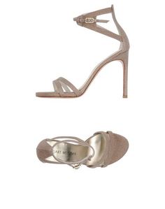 Сандалии Stuart Weitzman