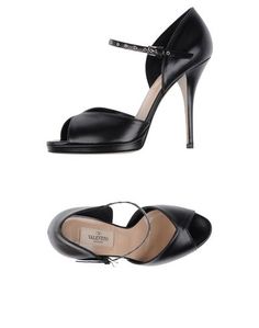 Сандалии Valentino