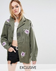 Куртка в стиле милитари с нашивками Reclaimed Vintage - Зеленый