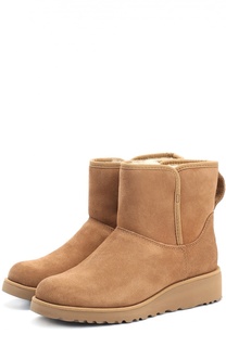 Замшевые полусапоги с логотипом бренда UGG Australia