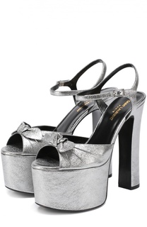 Босоножки Betty из металлизированной кожи на массивном каблуке и платформе Saint Laurent