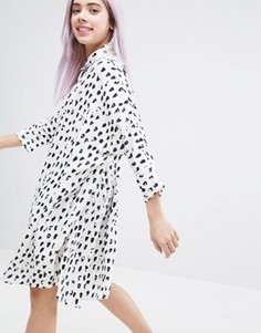 Платье-рубашка с принтом Monki - Мульти