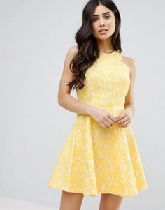 Приталенное платье миди AX Paris - Желтый