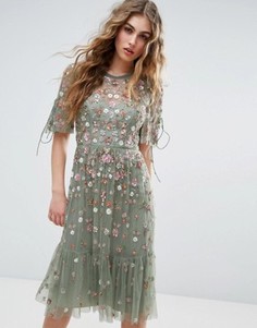 Платье миди с цветочной отделкой Needle and Thread - Зеленый