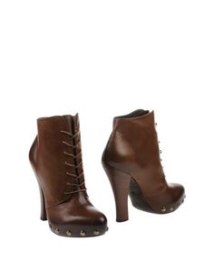 Полусапоги и высокие ботинки VIC